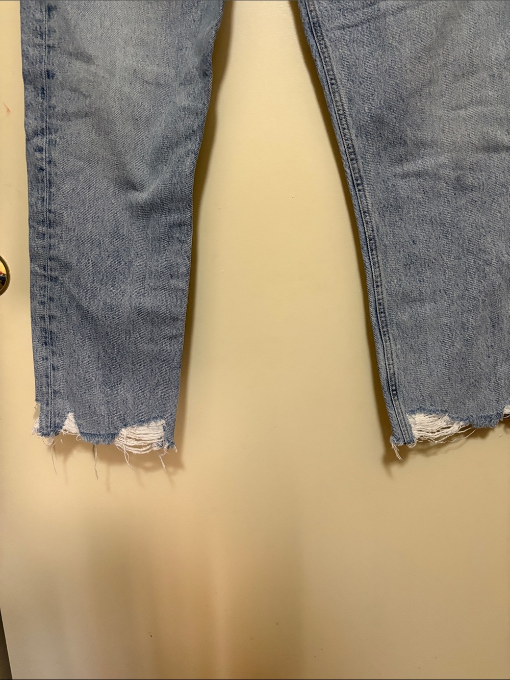 Agolde Light Wash High-Rise Straight Crop Jeans - Picture 4 of 7